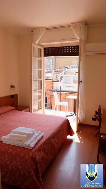 ספוטורנו Hotel Mimosa מראה חיצוני תמונה