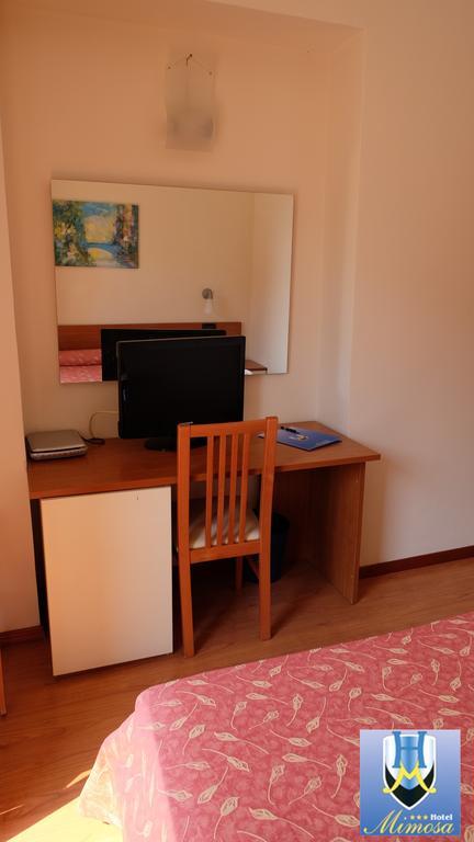 ספוטורנו Hotel Mimosa מראה חיצוני תמונה