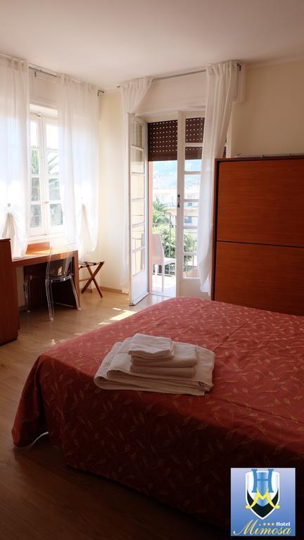 ספוטורנו Hotel Mimosa מראה חיצוני תמונה